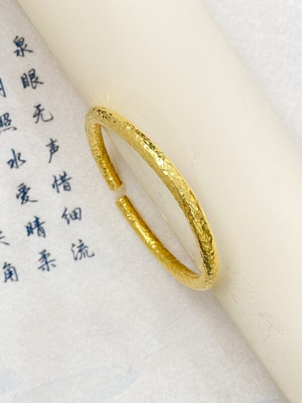 圓棍錘紋手镯：圖片 10