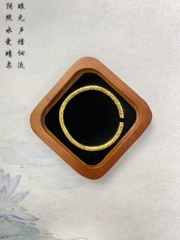 圓棍錘紋手镯：圖片 4