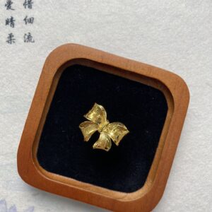 蝴蝶結戒指