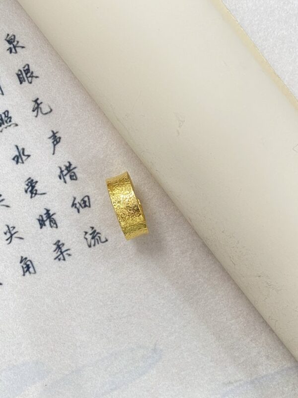 紙醉金迷戒指：圖片 5